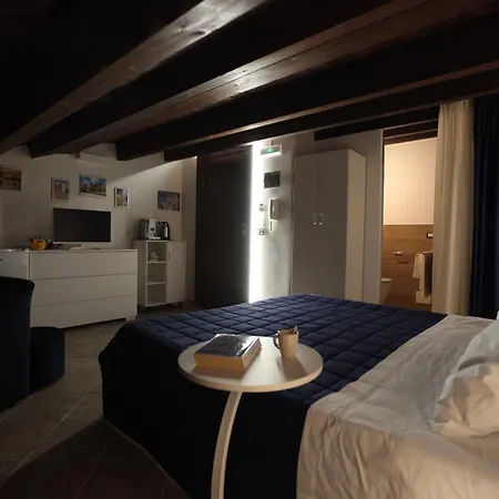 Centro Storico & Loft - Amnesia 4*